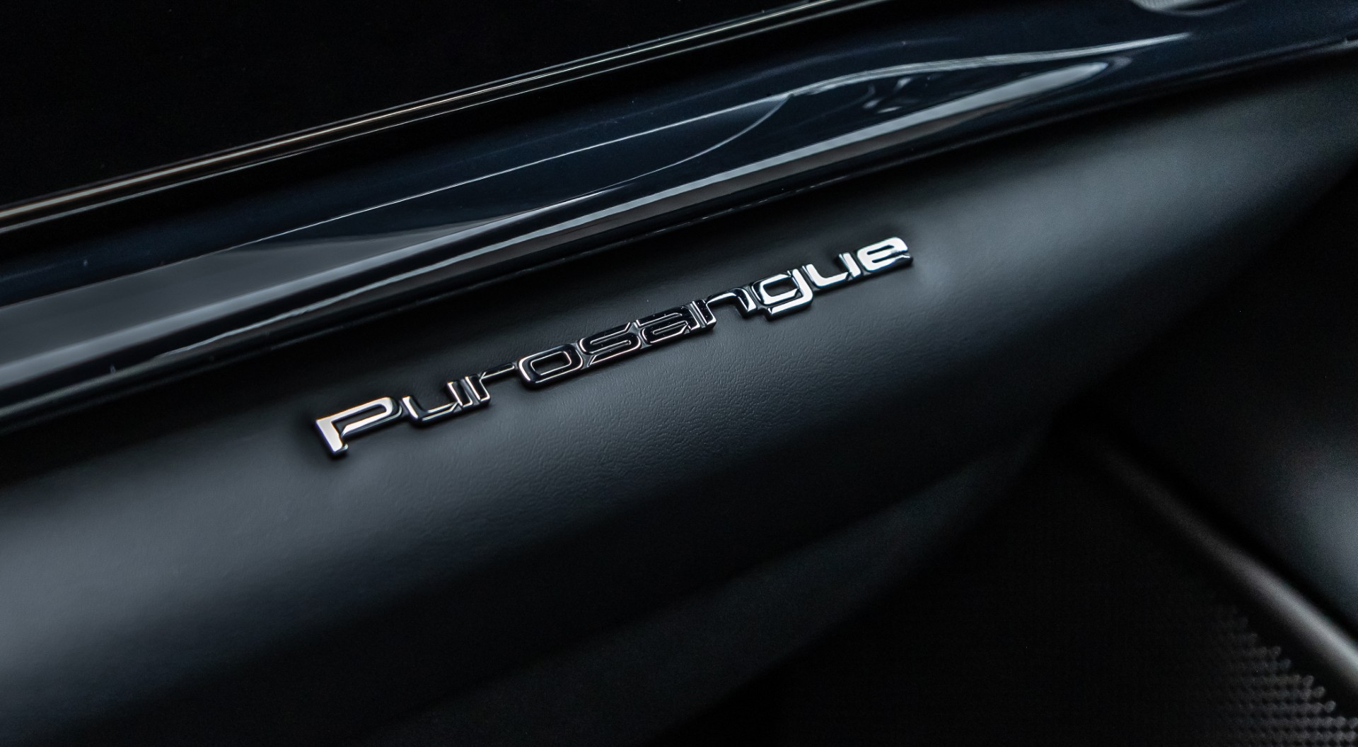 2024 FERRARI PUROSANGUE | FULL CARBON | DAYTONA BLACK | VENTILATED SEATS | SPECIAL DESIGN SEATS | HI